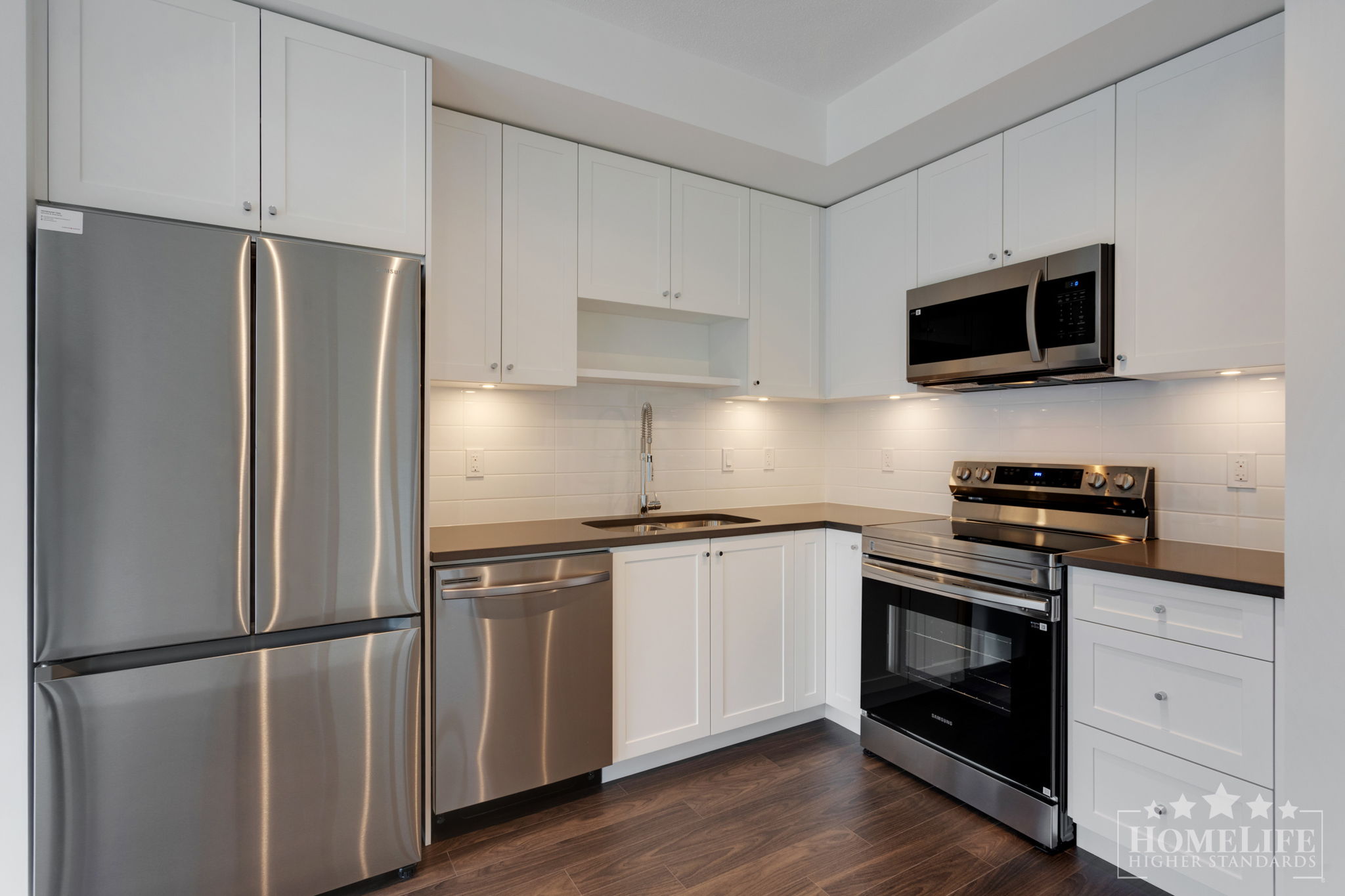 15733 85 Ave - 420