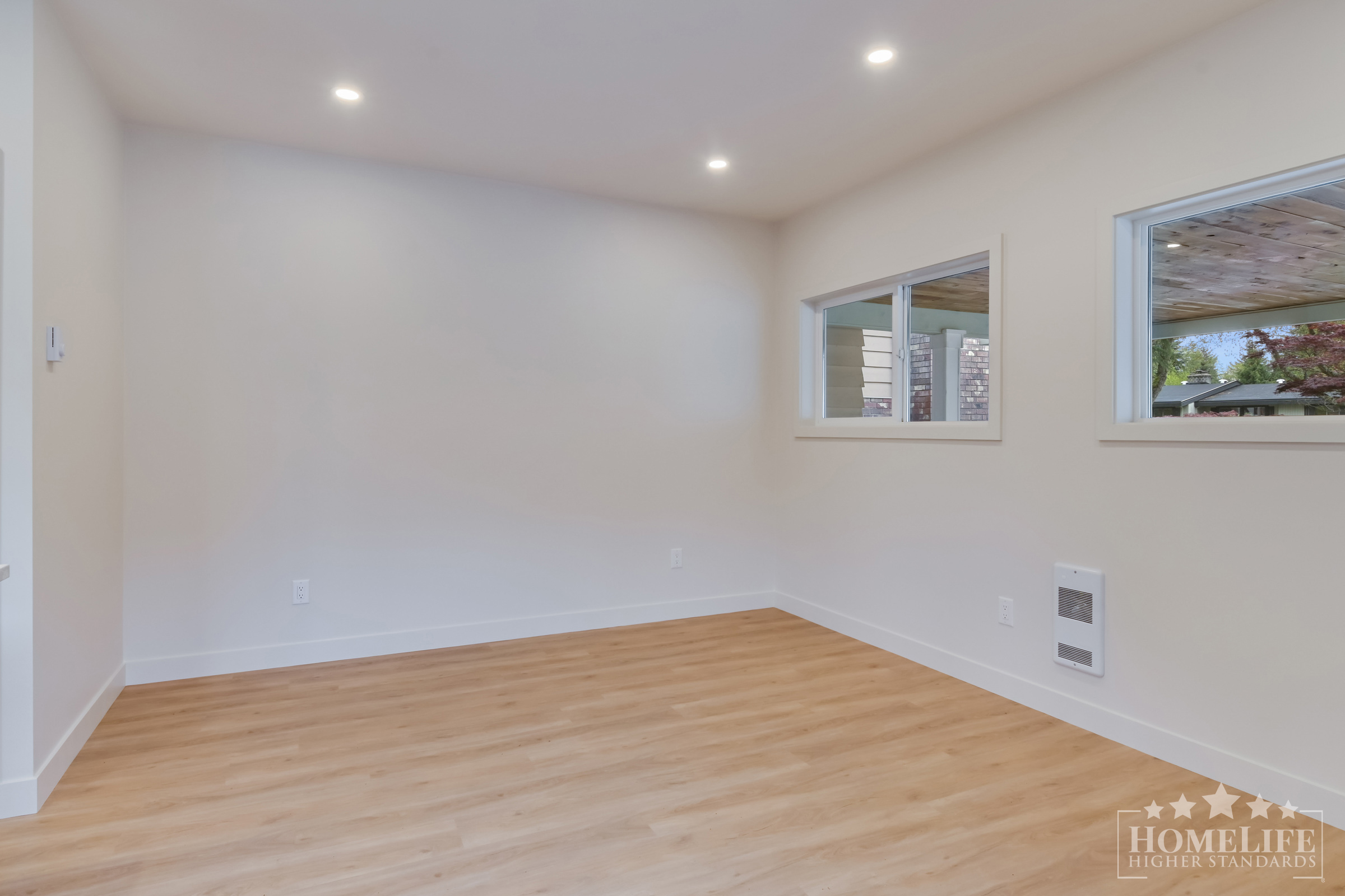 18113 57A Ave